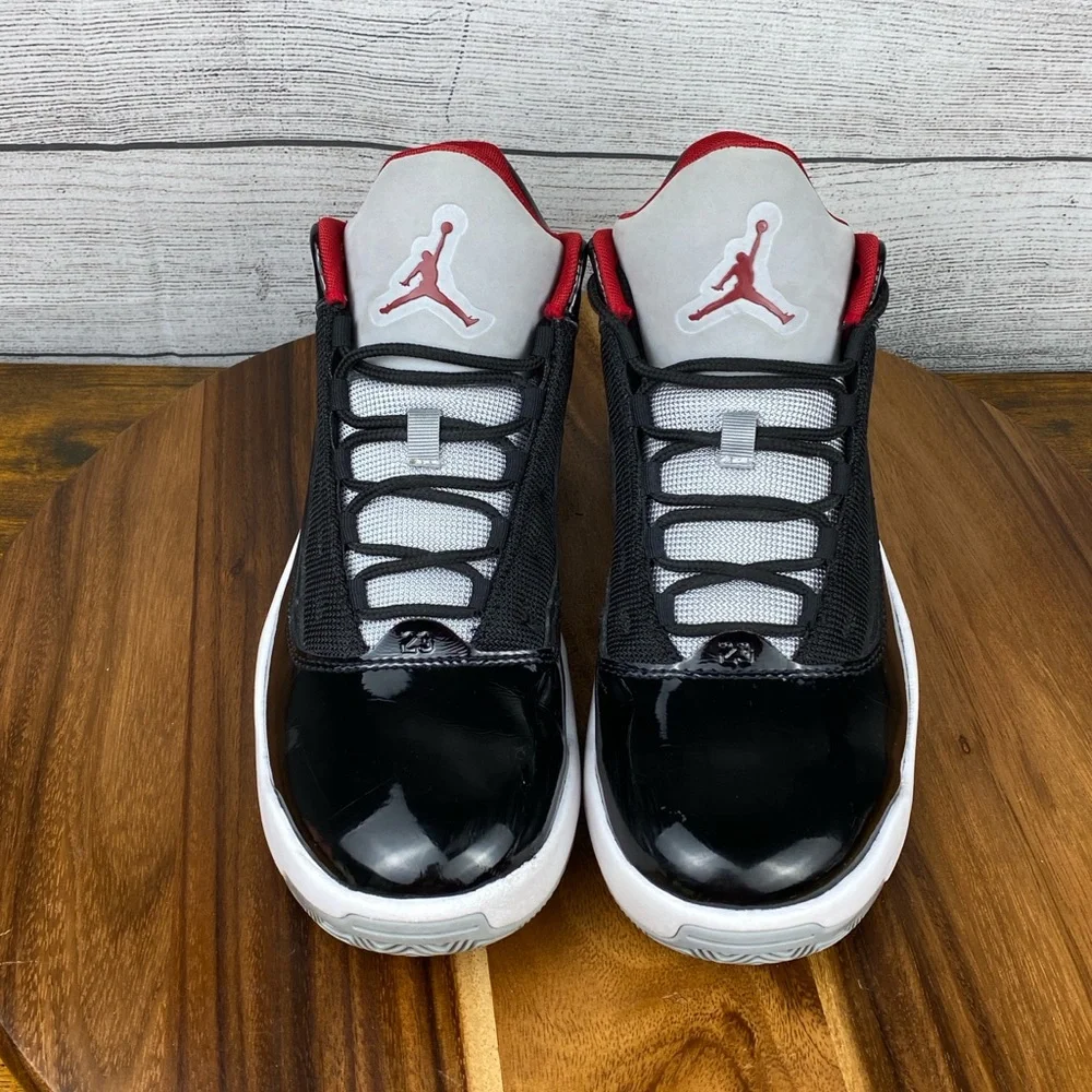 Jordan Max Aura 2 Black Cement Red Men’s Sneakers CK6636-006 Shoe Size 9
